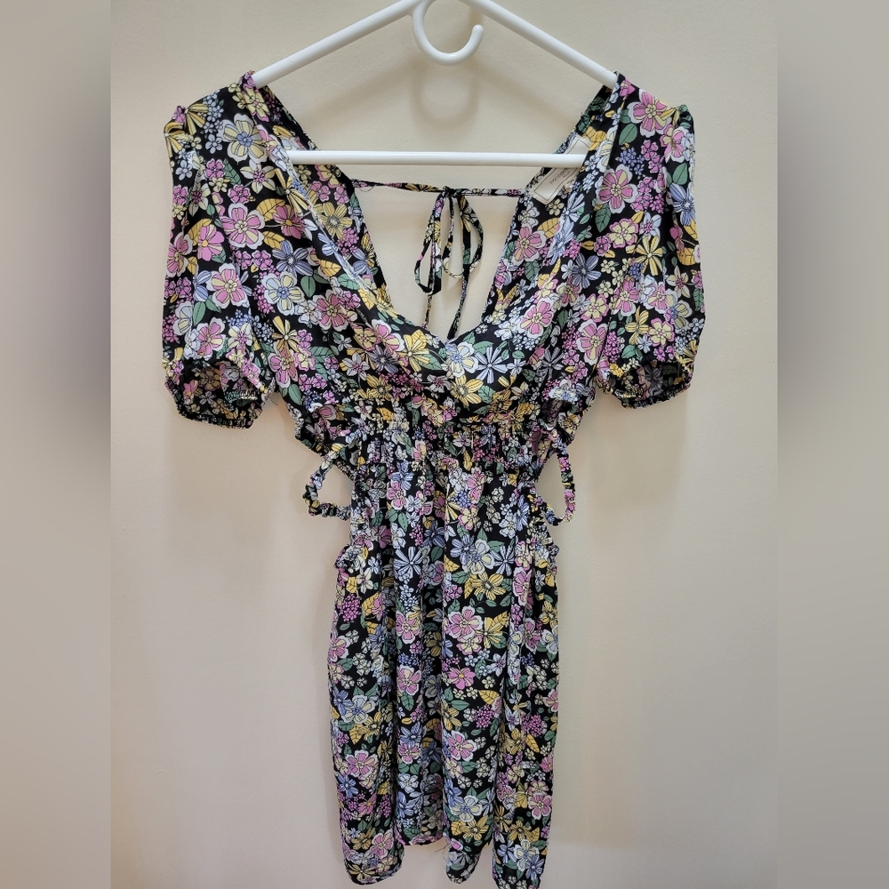 NWT! NO COMMENT Junior's Cut-out Dress